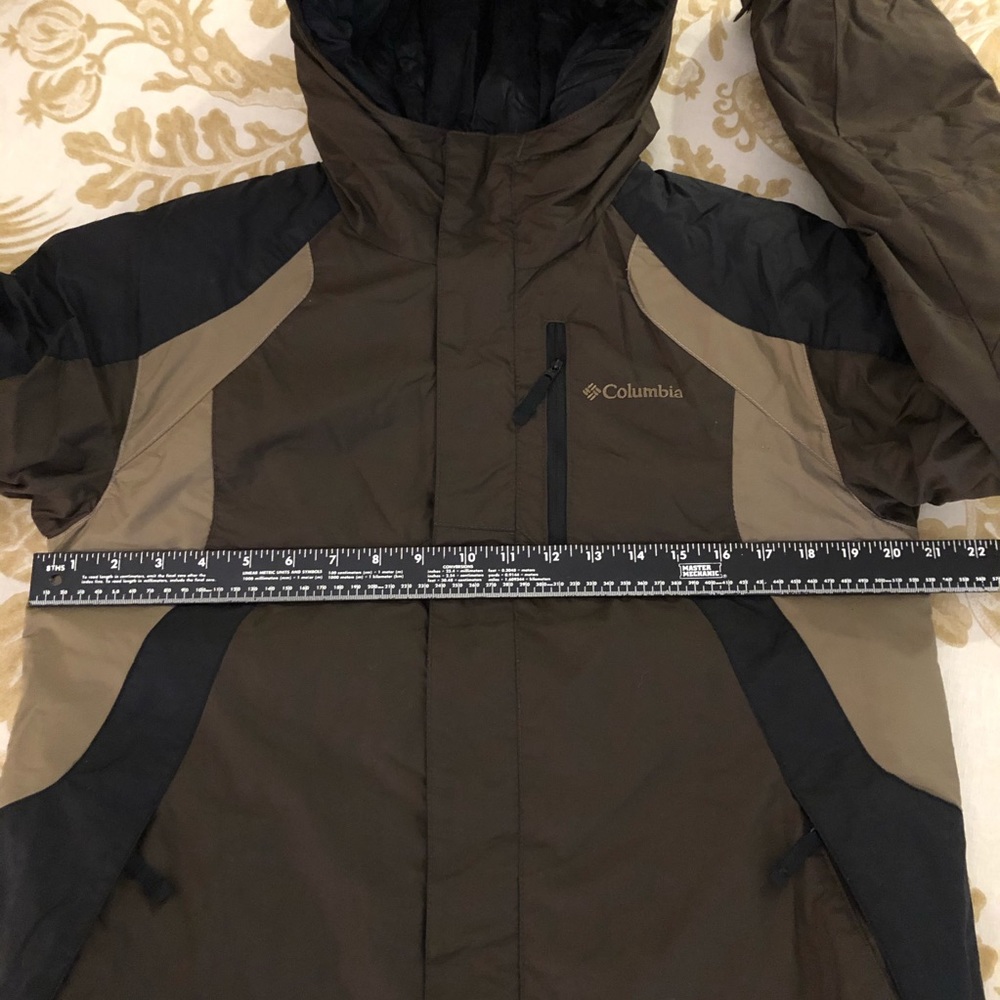 Columbia Snow Jacket - Picture 8 of 8